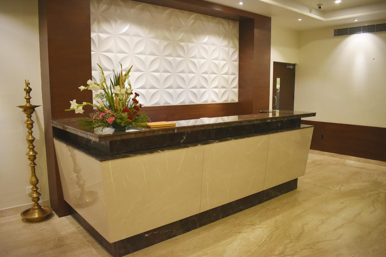 Grand Arcadia Hotel Tiruchirappalli Buitenkant foto