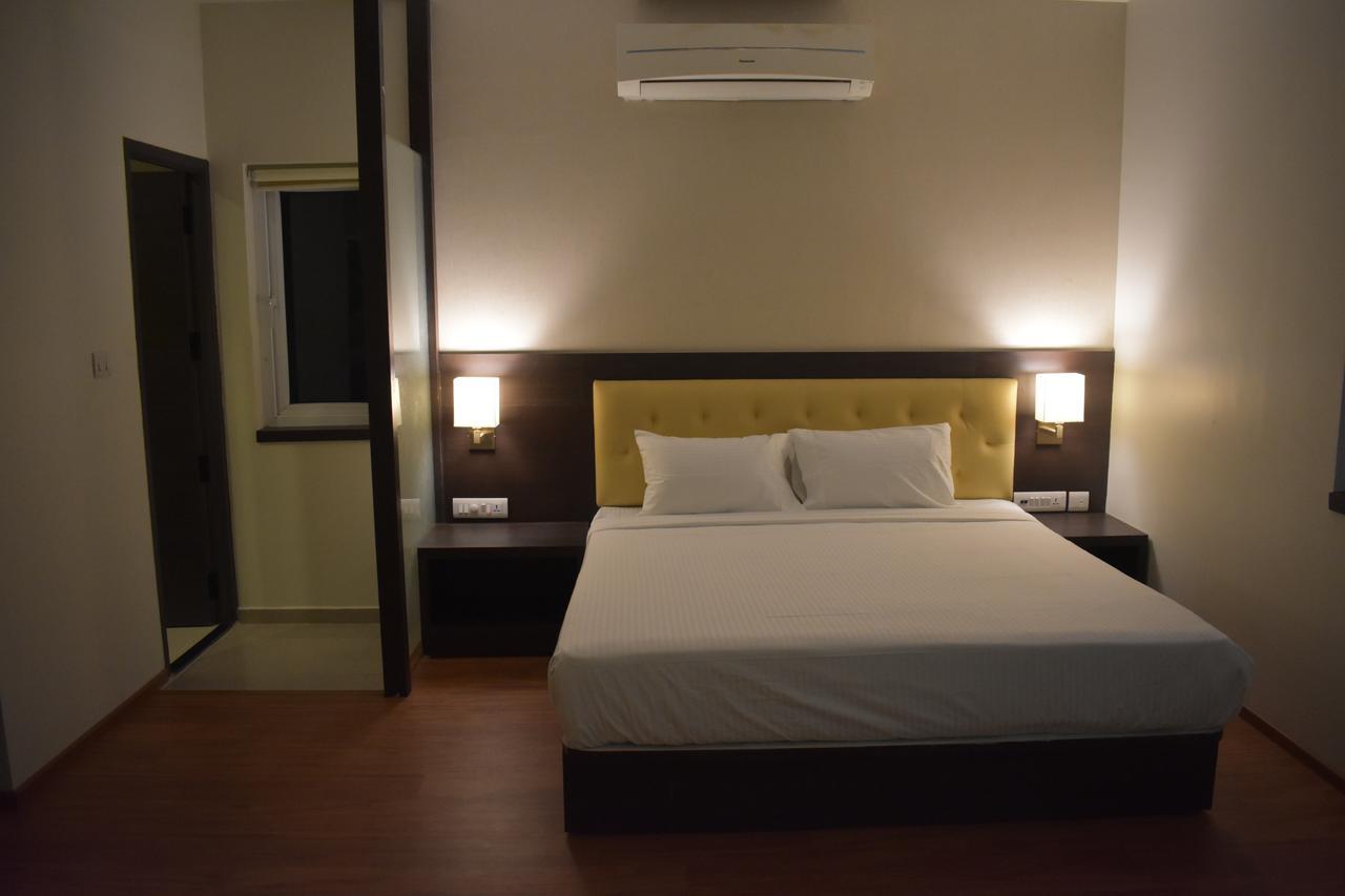 Grand Arcadia Hotel Tiruchirappalli Buitenkant foto